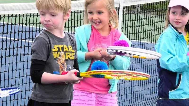 youth sports activites and leagues tennis